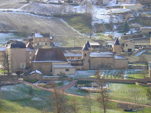 Village de Chasselas sous la neige